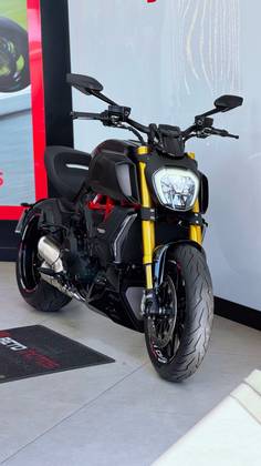 DUCATI DIAVEL 1260 S DUCATI DIAVEL 1260 S